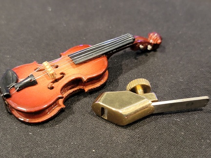 Violin Makers Plane 'Violin' for scale